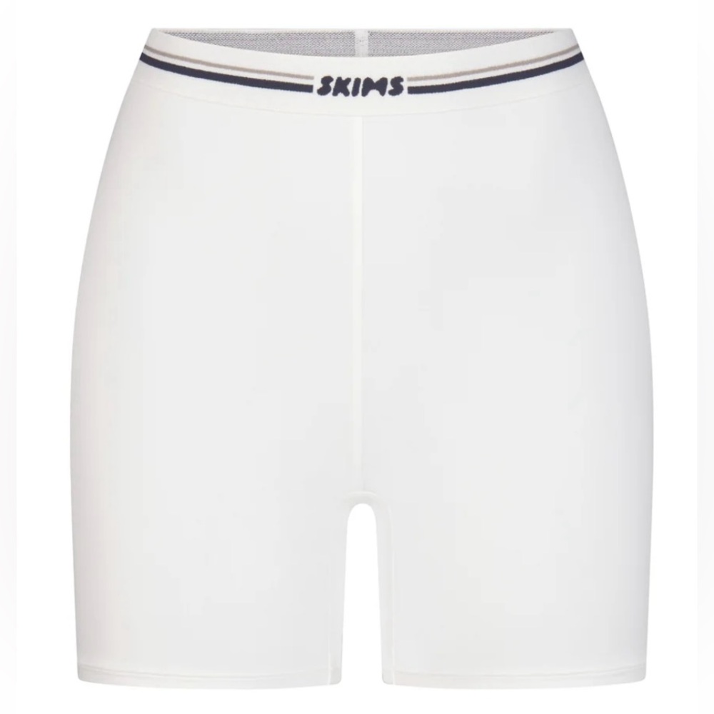NWT Skims fits everybody logo bike shorts